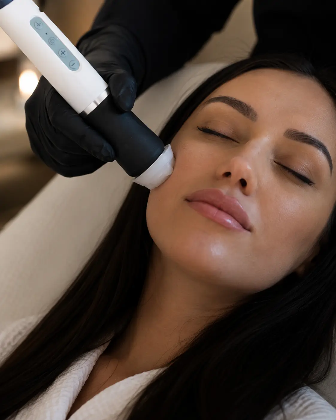 Tratamiento facial en Dilaranja Medical Spa